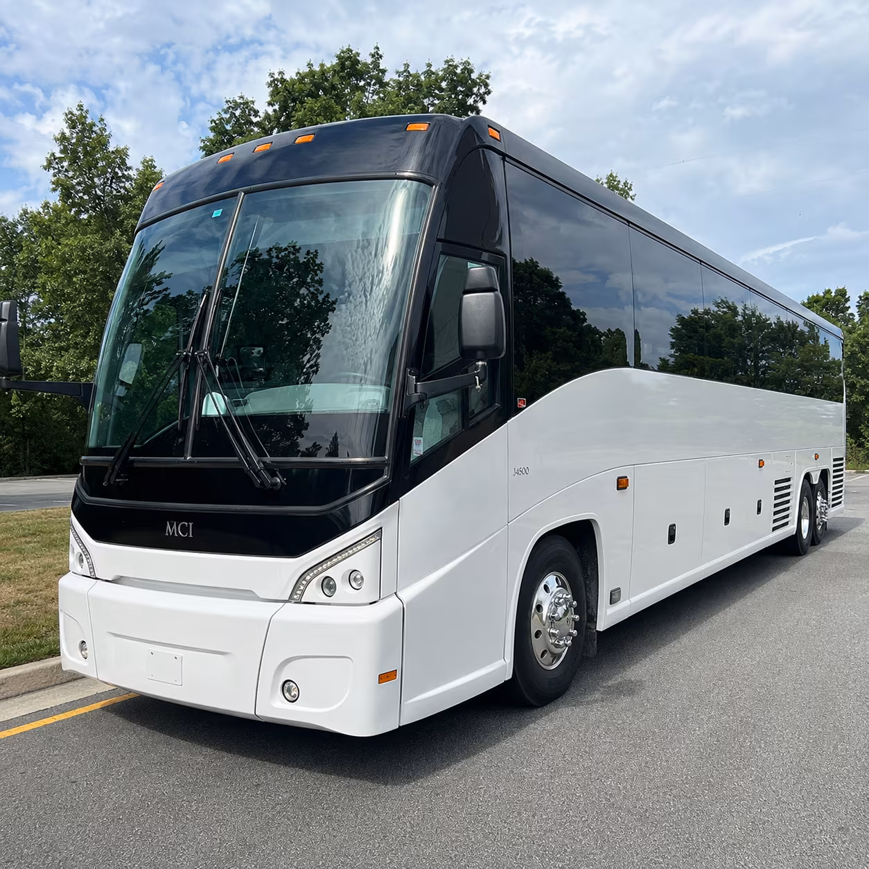 busrentalburien com helps you get to white river amphitheatre without the parking headache