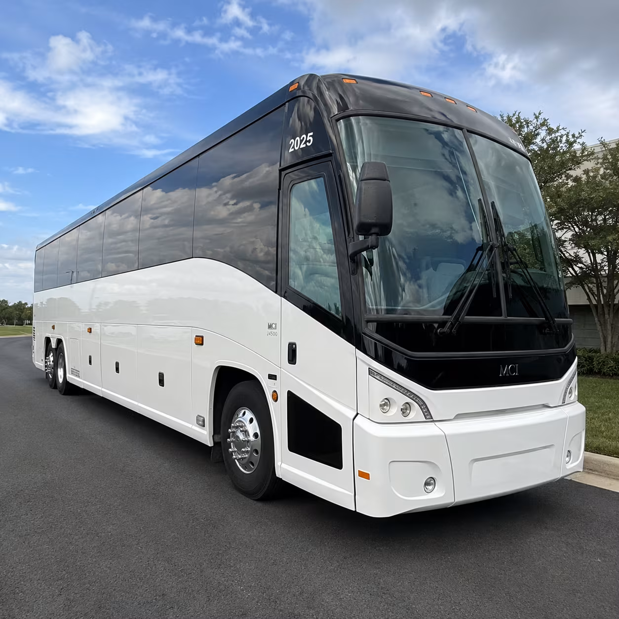 charter buses to the museum of flight and seattle area science destinations